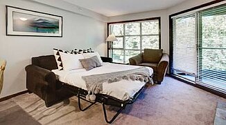 6 Night Stay at Ski-in/ Ski-out on Blackcomb in Whistler 6 Night Stay at Ski-in/ Ski-out on Blackcomb in Whistler